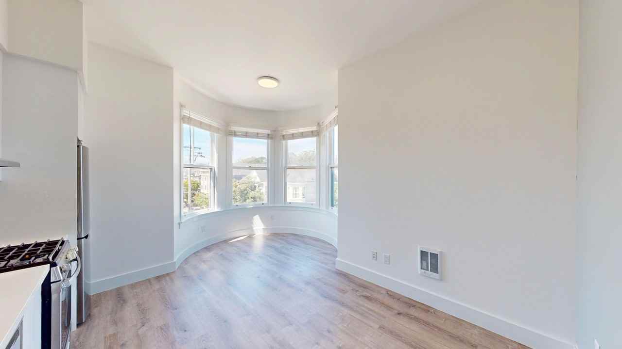 1591 Page St #303 - Photo 4 of 13