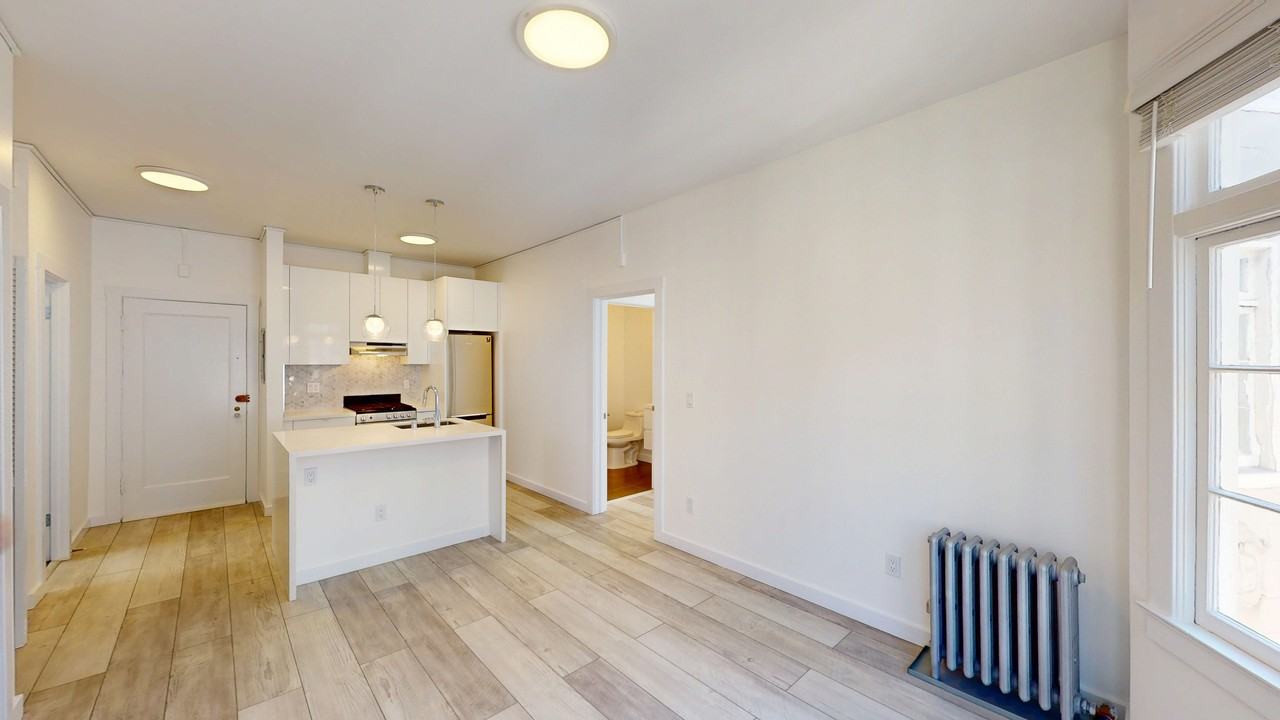 946 Hayes St #15 - Photo 4 of 16