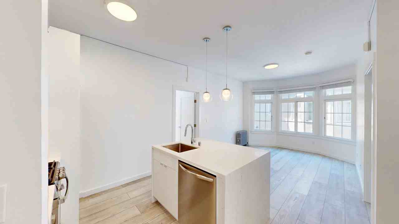 946 Hayes St #15 - Photo 5 of 16