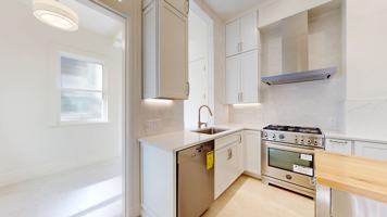 featured image of 154 Ord St