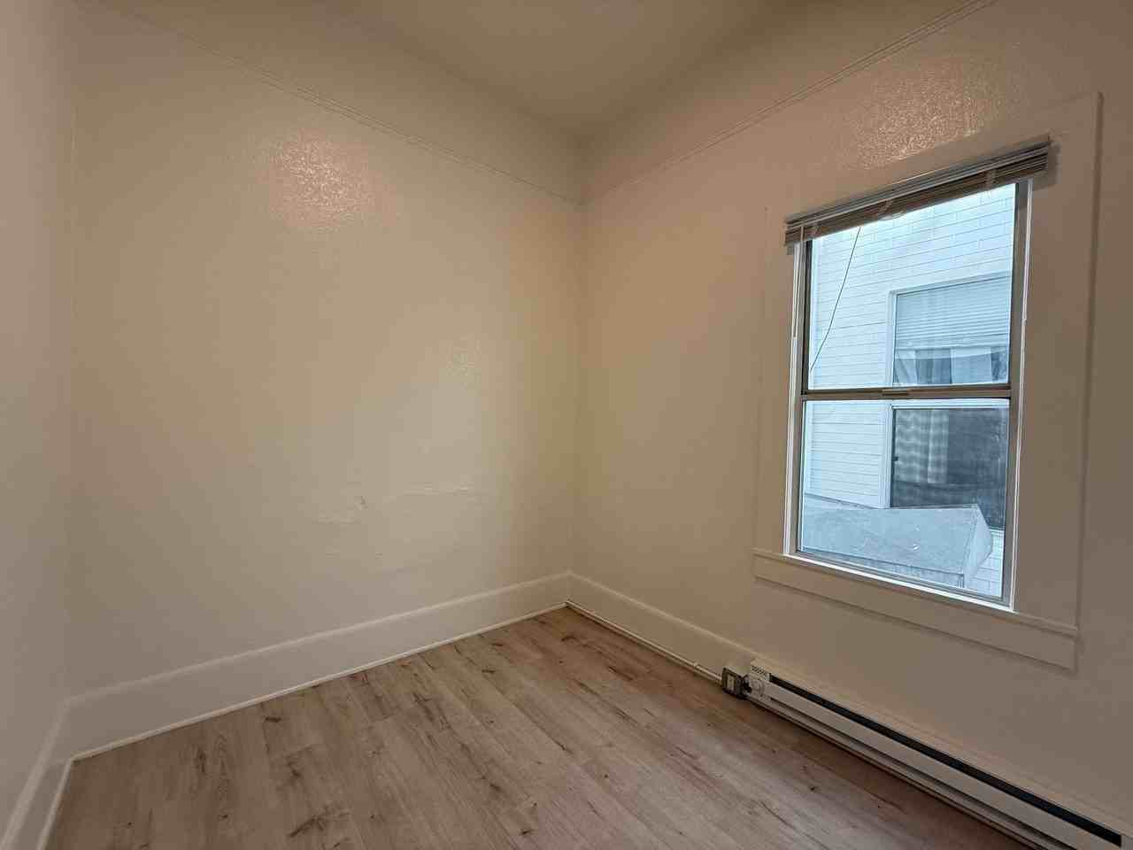706 Kearny St - Photo 2 of 12