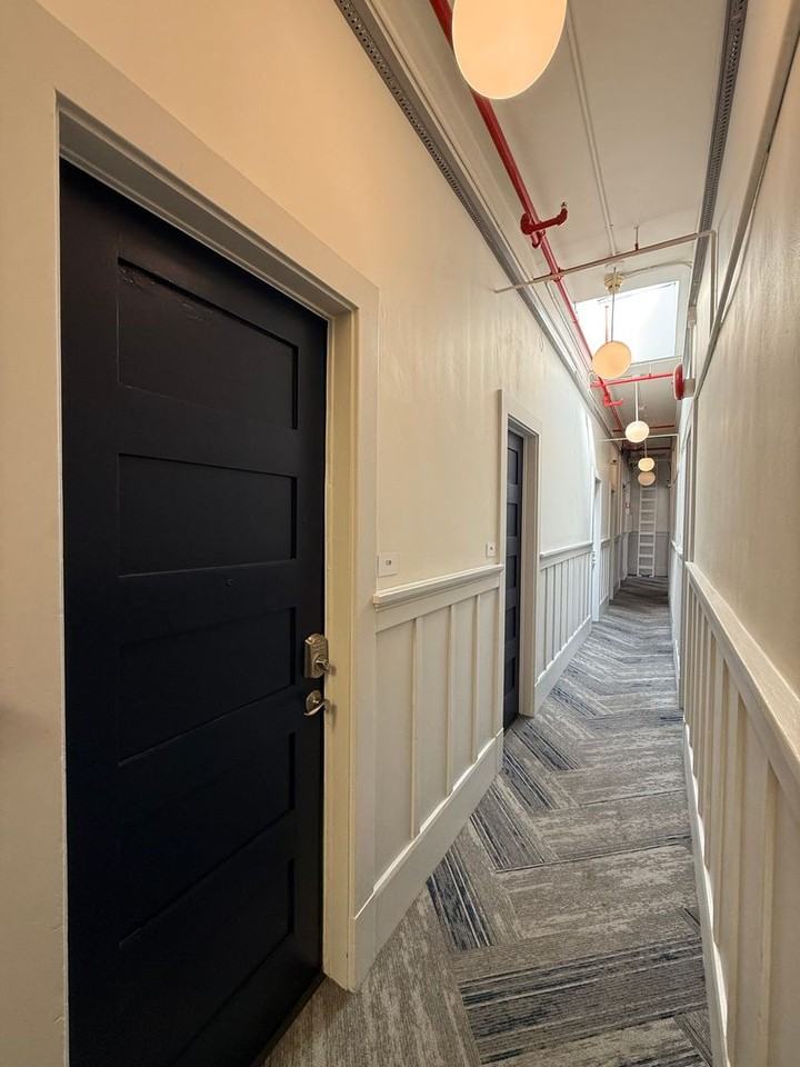 706 Kearny St - Photo 4 of 12