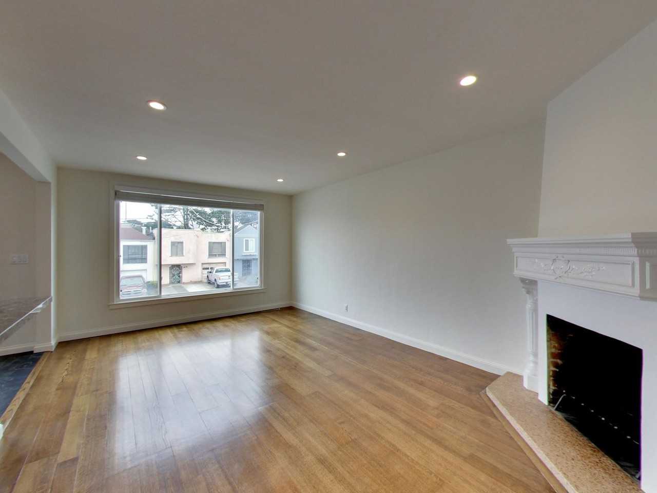 2167 40th Ave - Photo 2 of 31