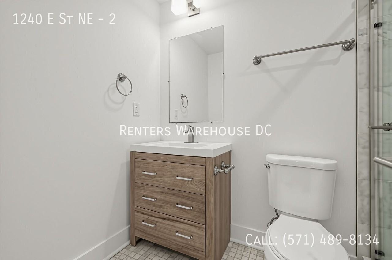 1240 E St Ne #2 - Photo 7 of 22