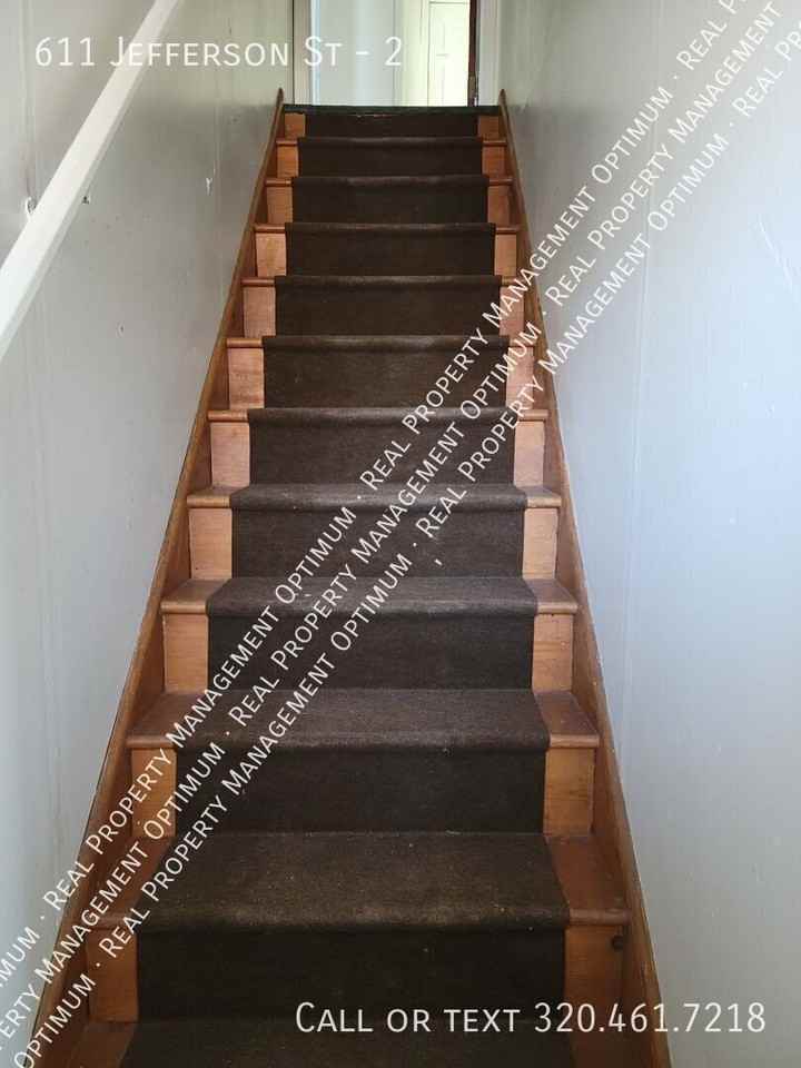 611 Jefferson St #2 - Photo 4 of 10