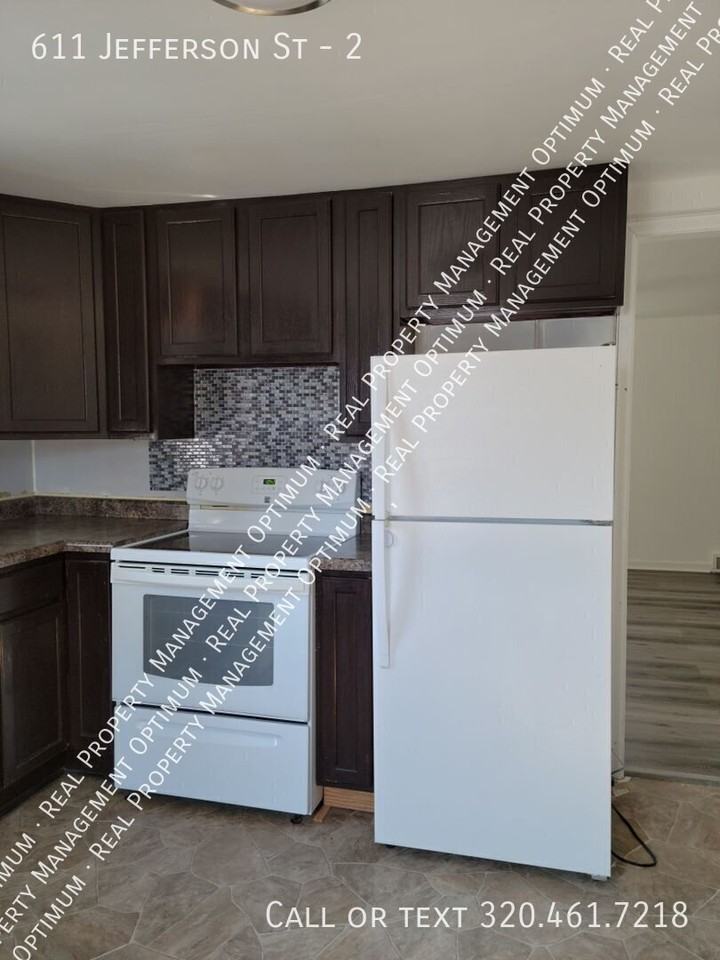611 Jefferson St #2 - Photo 5 of 10