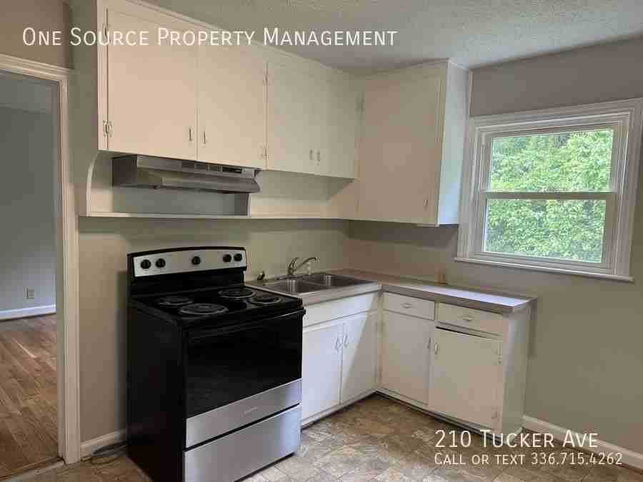 210 Tucker Ave - Photo 5 of 16