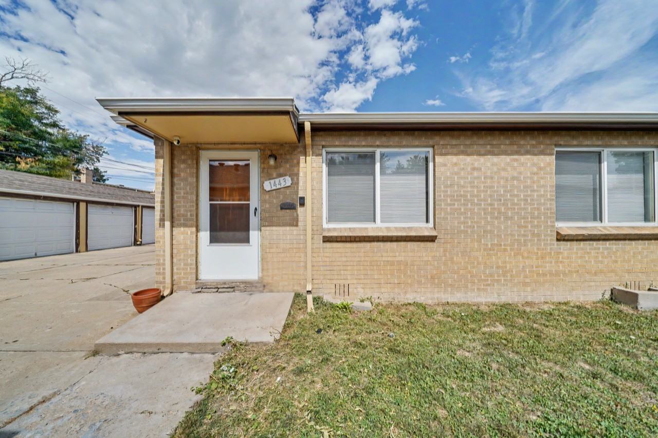 1443 Jasmine St