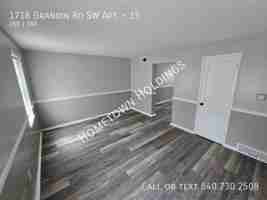 featured image of 1718 Grandin Rd Sw #15