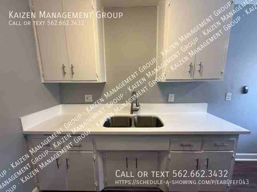 2284 Locust Ave #2 - Photo 3 of 14