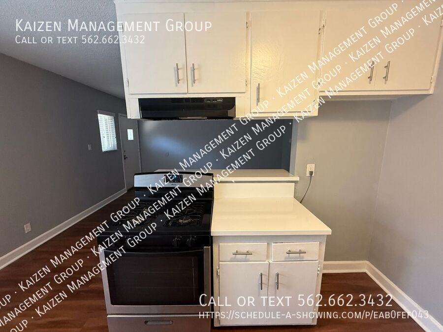 2284 Locust Ave #2 - Photo 7 of 14