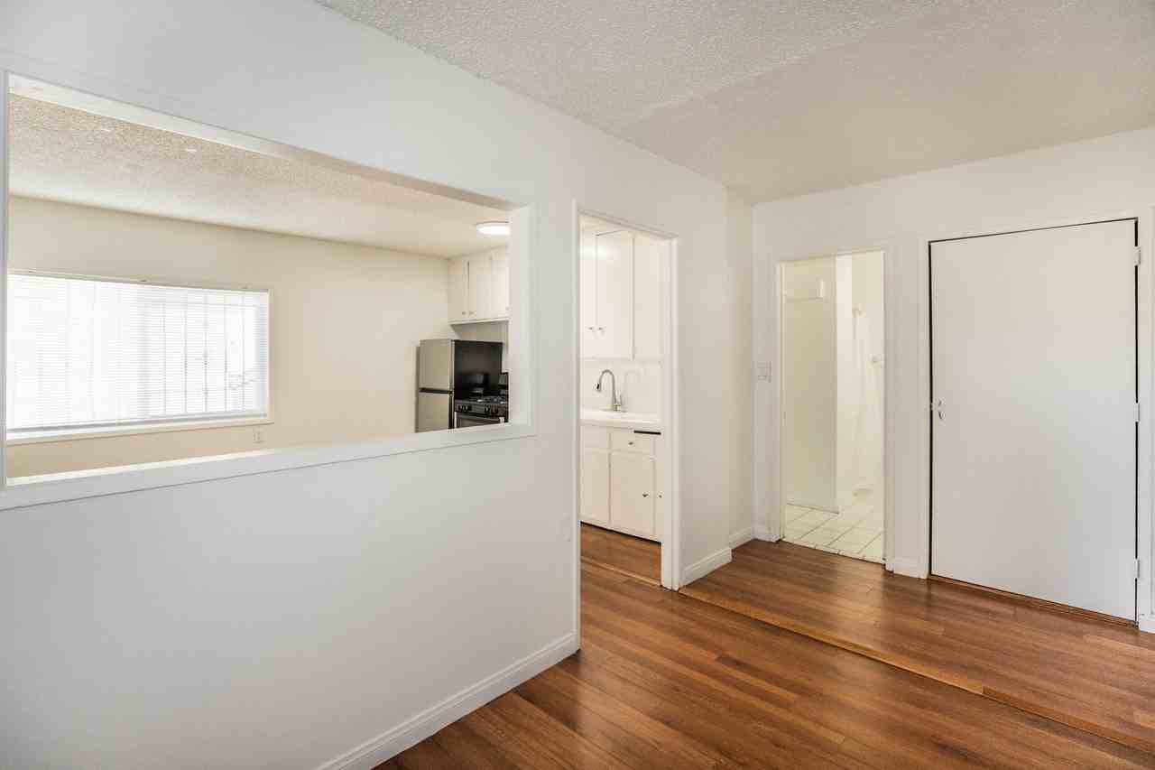 39 Sunset Ave #105 - Photo 5 of 10