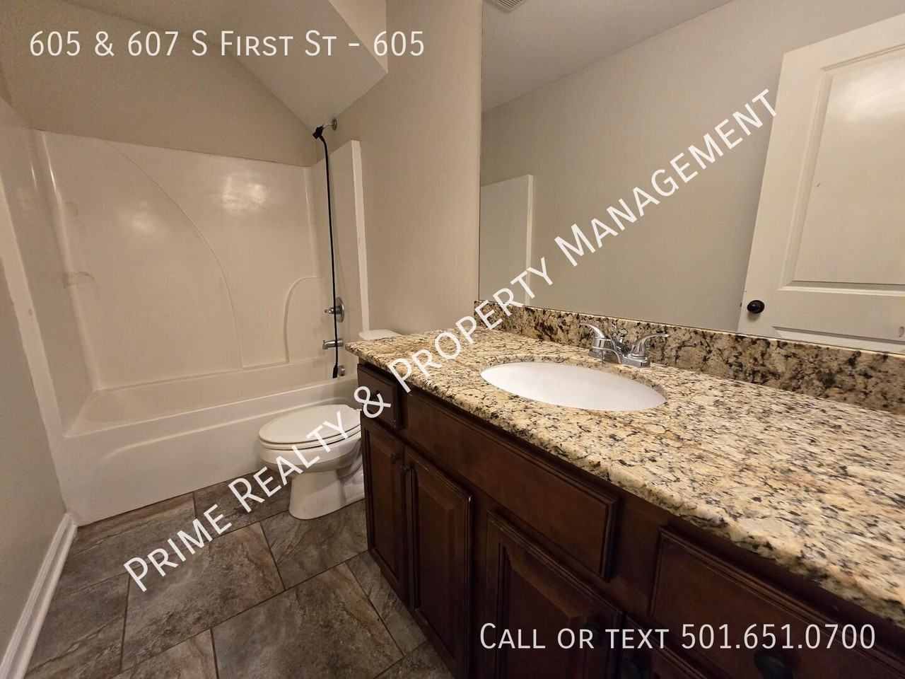 605 & 607 S First St #605 - Photo 6 of 7