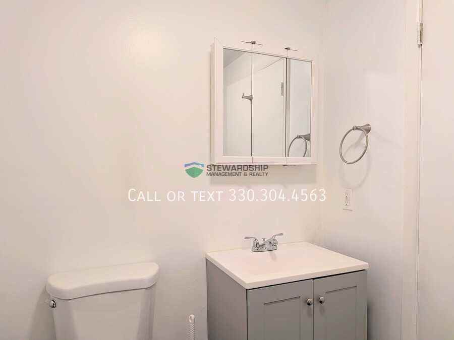 372 Oak Manor Ave Ne - Photo 6 of 19