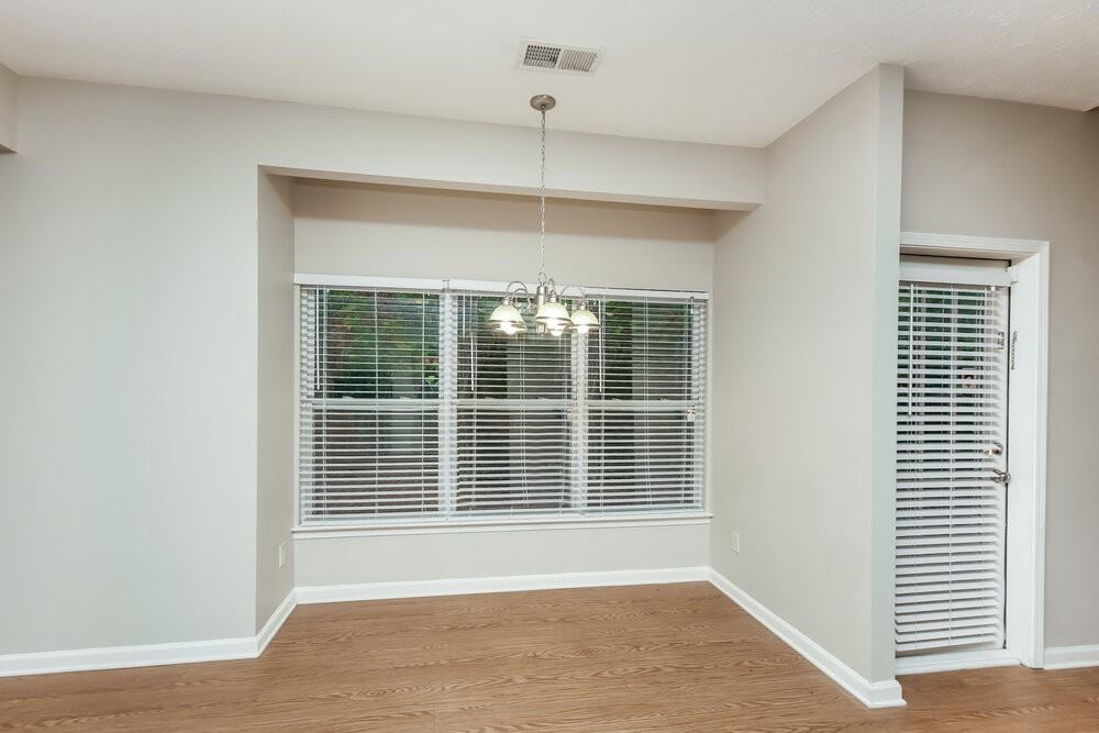 5402 Somer Mill Rd - Photo 7 of 17