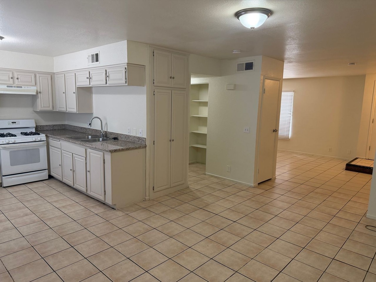 3523 Mercury St #D - Photo 2 of 16