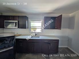 39 Andrew St #3M - Photo 1 of 1