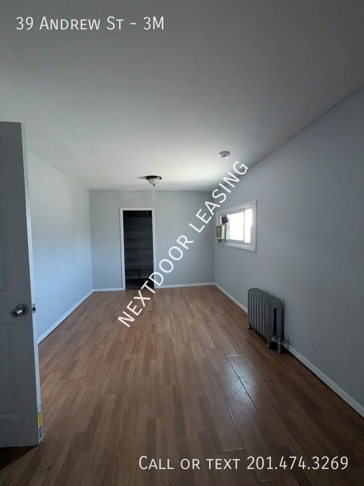 39 Andrew St #3M - Photo 6 of 11