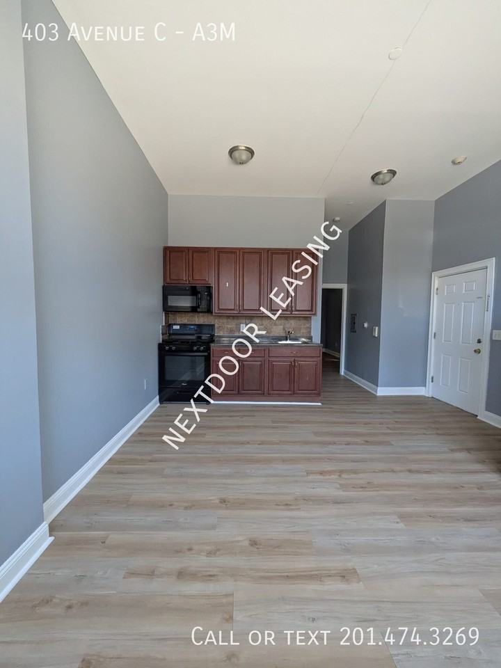 403 Avenue C #A3M - Photo 3 of 7