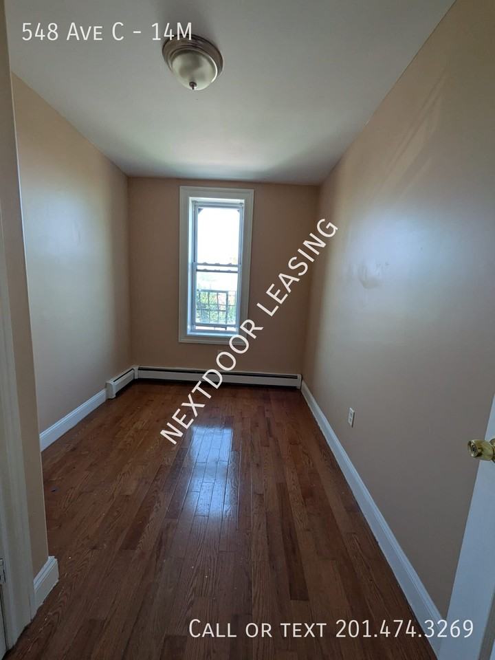 548 Avenue C #14M - Photo 6 of 7