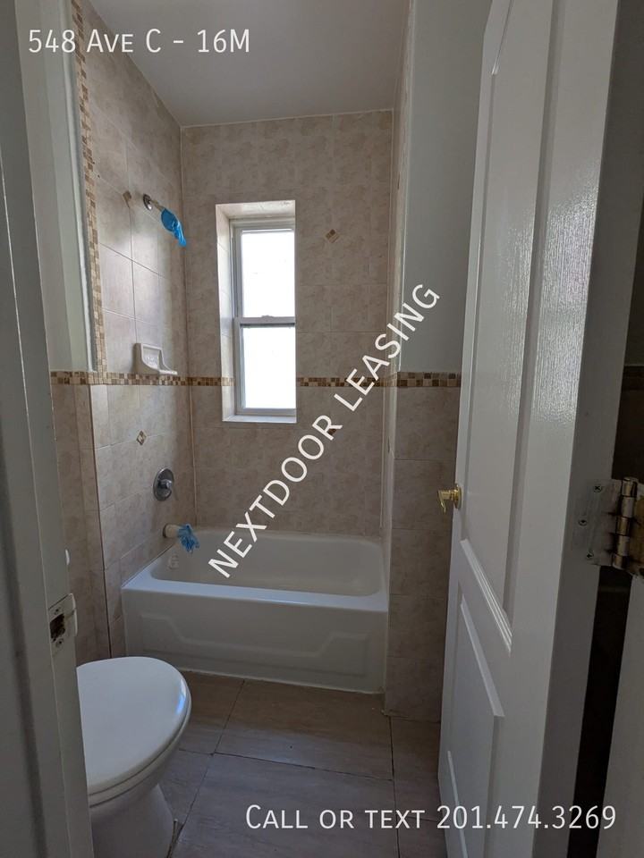 548 Avenue C #16M - Photo 4 of 7