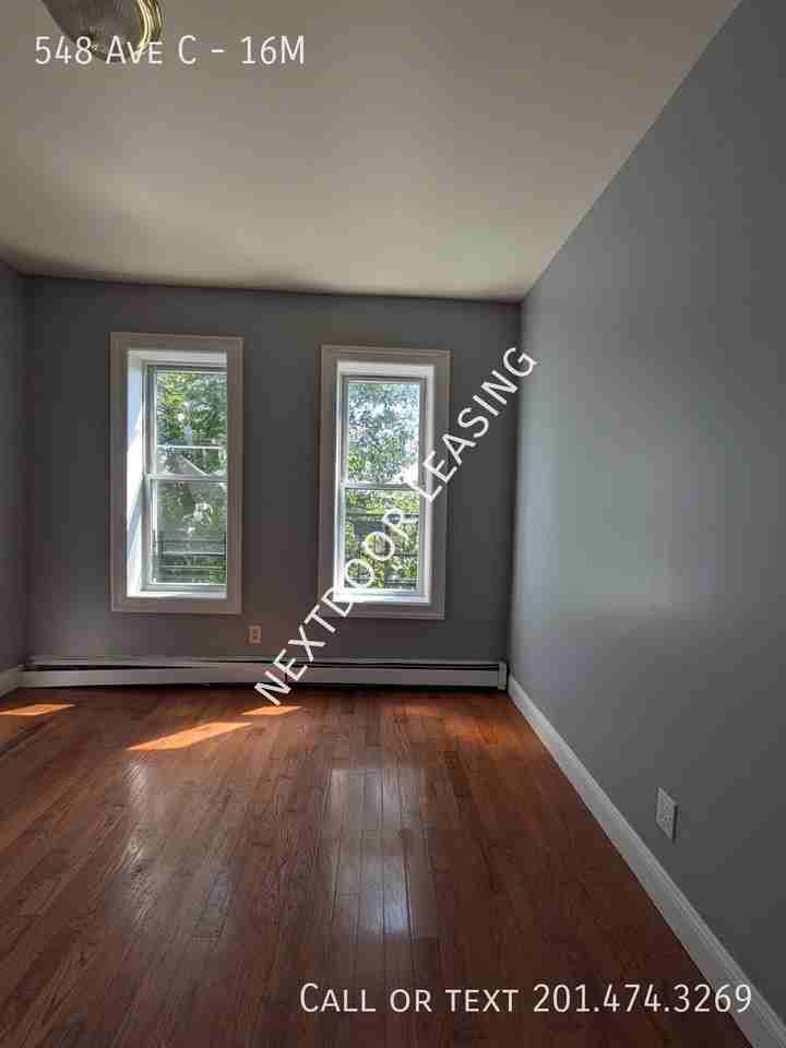 548 Avenue C #16M - Photo 6 of 7