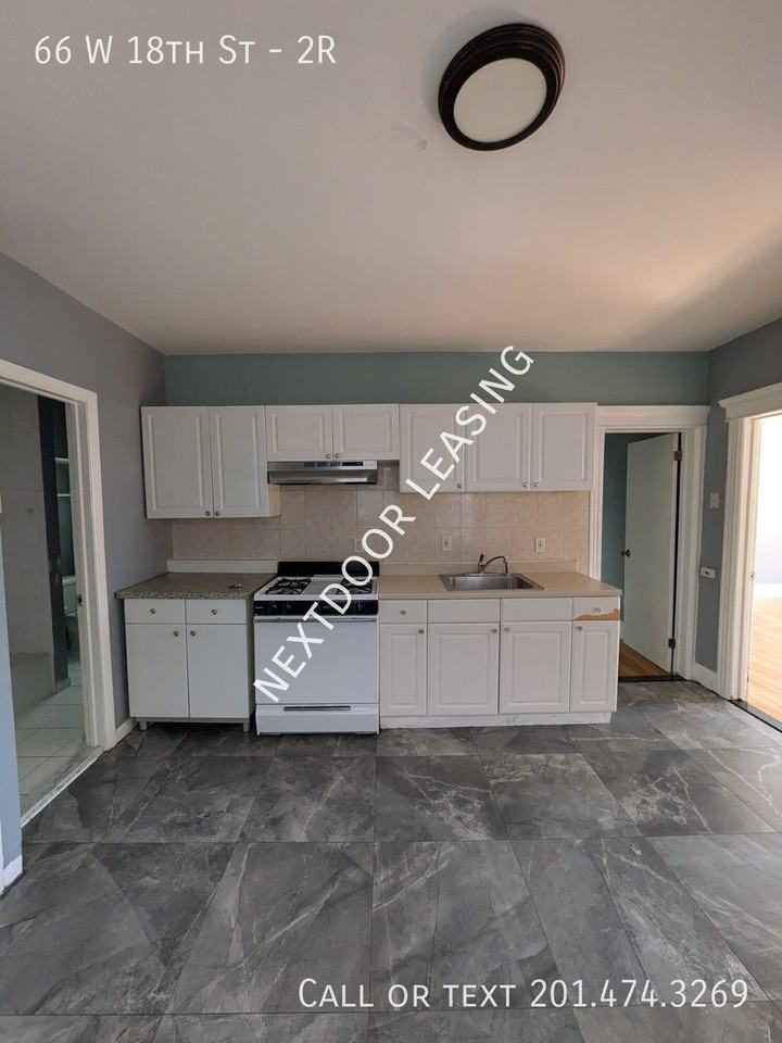 66 W 18th St #2R - Photo 2 of 9