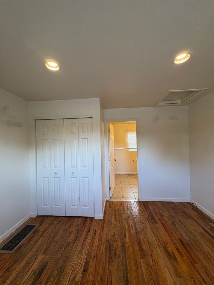 3240 W 55th Pl #03 - Photo 7 of 13