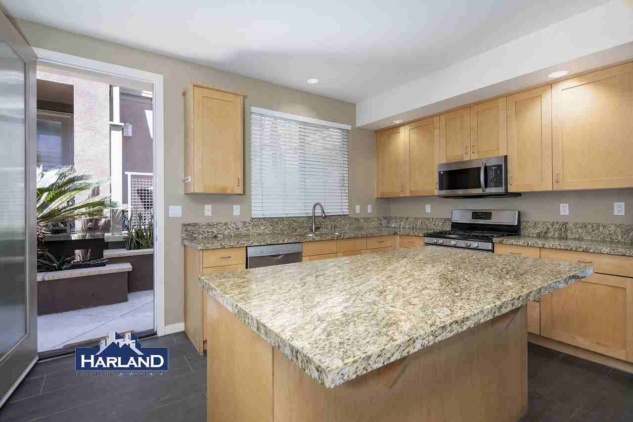 3528-3538 Indiana St Unit 3528 - Photo 6 of 26