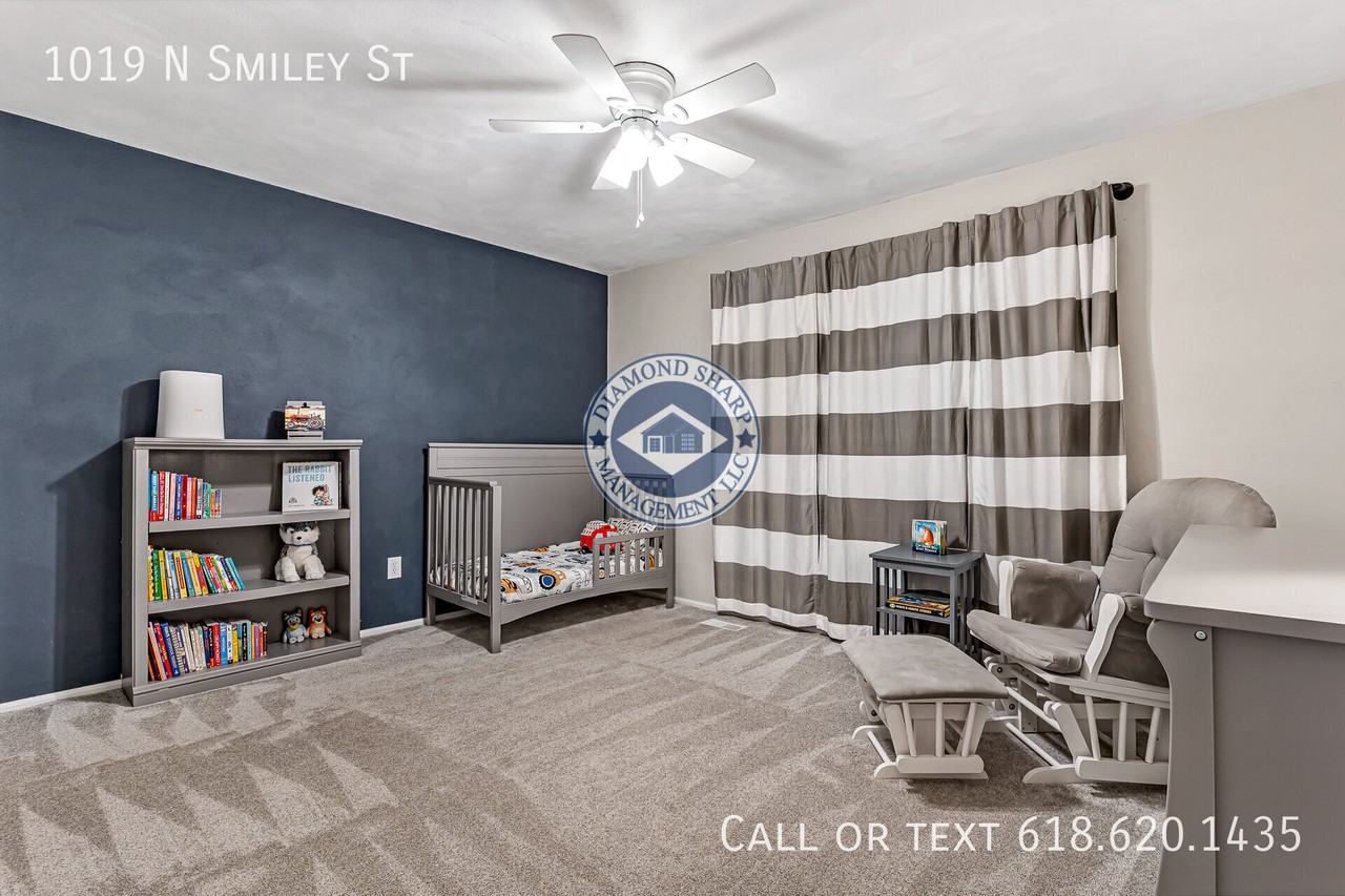 1019 N Smiley St - Photo 6 of 12