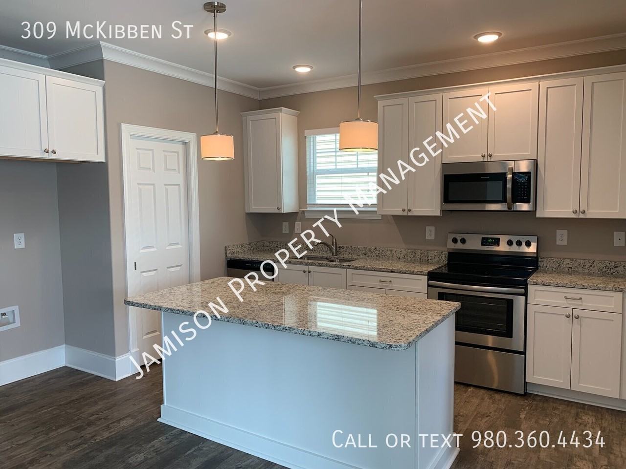 309 Mckibben St - Photo 2 of 9