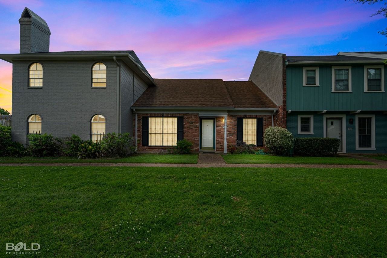 203 Stratmore Dr