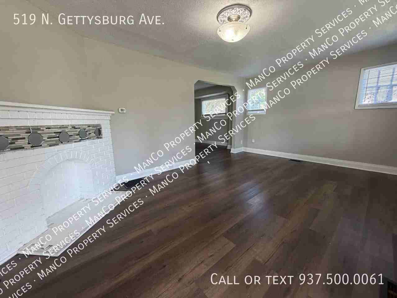 519 N Gettysburg Ave - Photo 2 of 10
