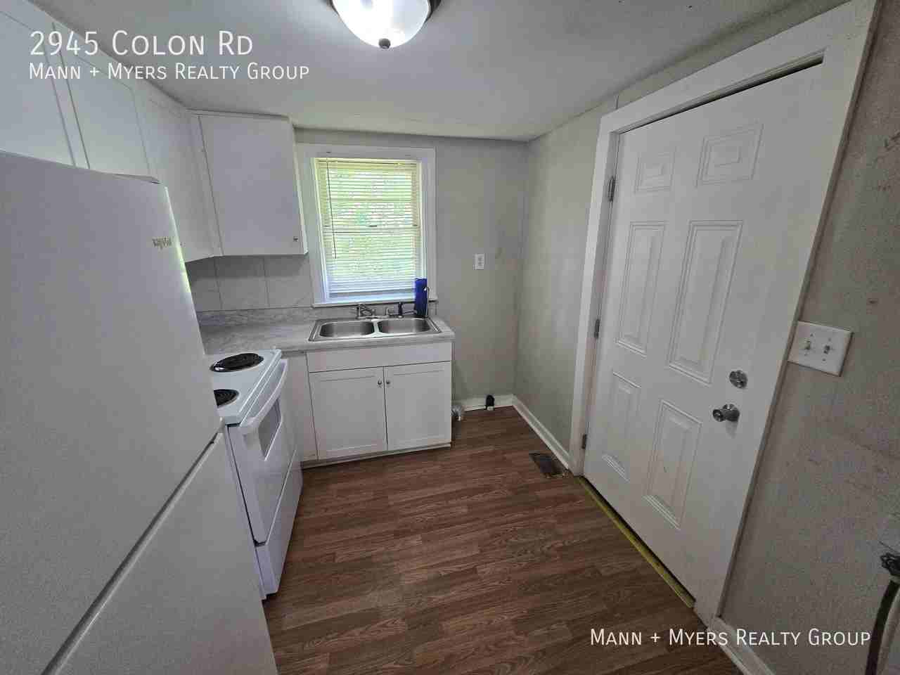 2945 Colon Rd - Photo 5 of 15