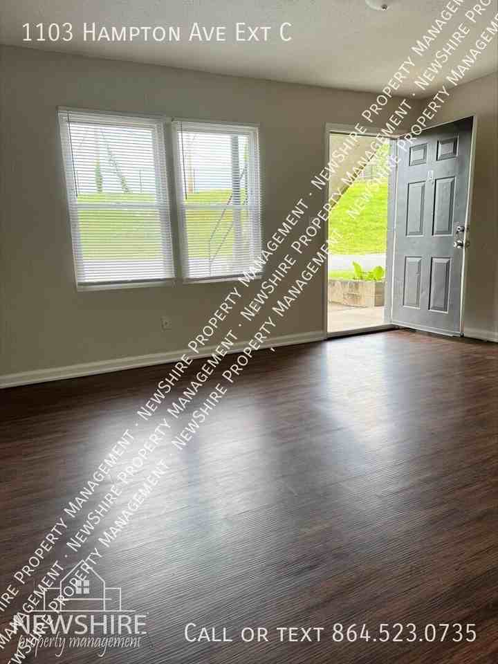 1103 Hampton Avenue Ext - Photo 5 of 50