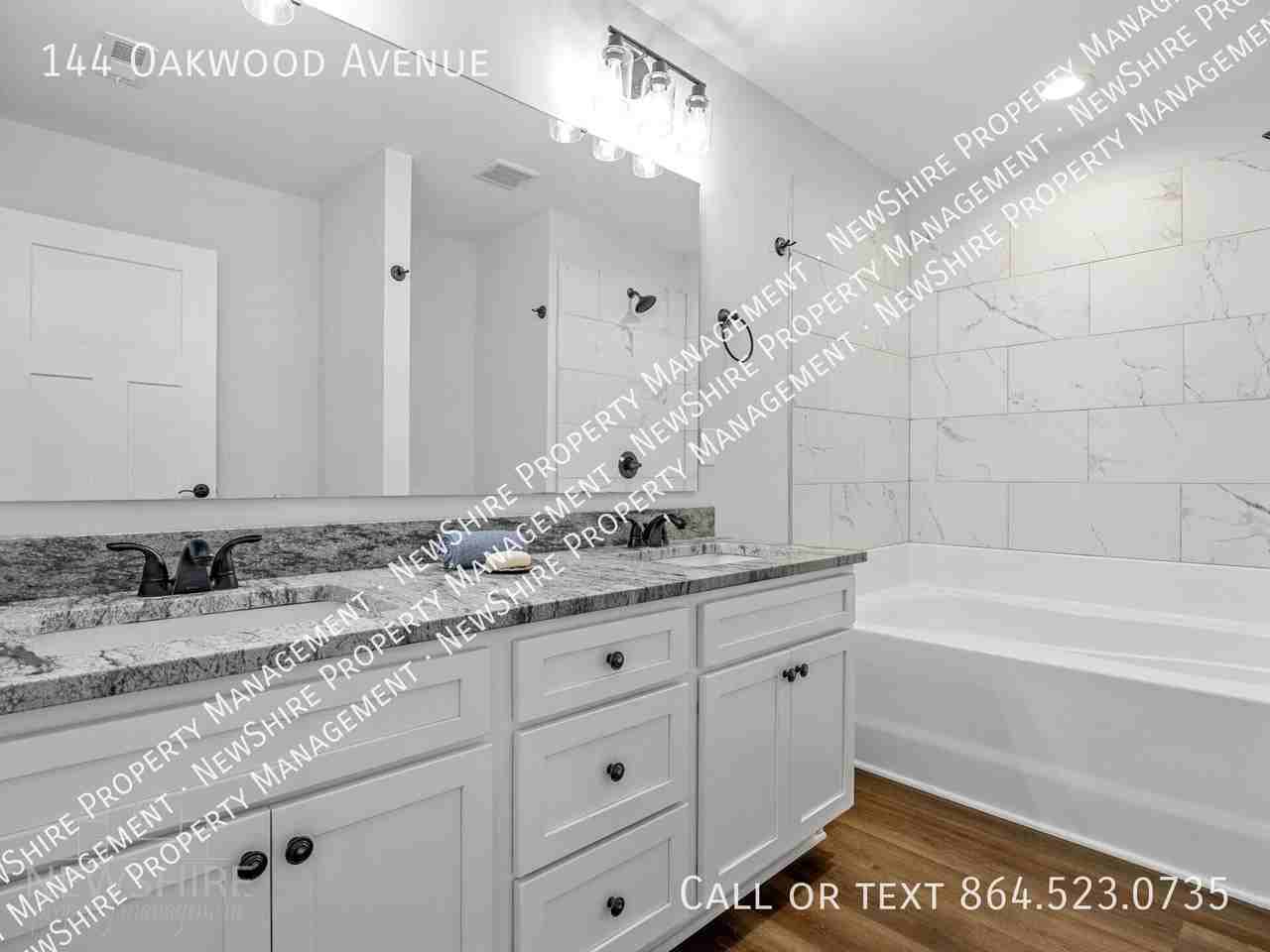 144 Oakwood Ave - Photo 7 of 50