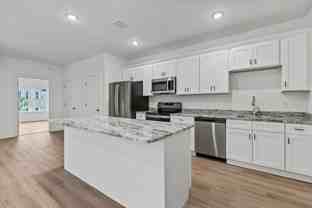 386 Saint John St #9 - Photo 1 of 1