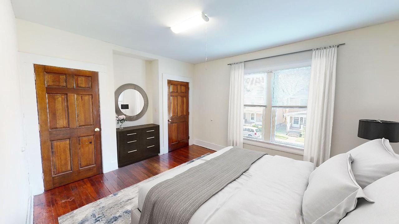 160 E Maynard Ave - Photo 3 of 11