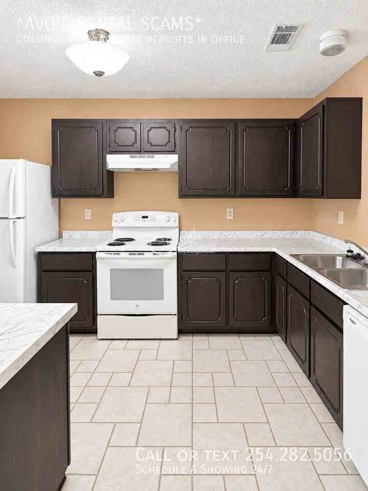 2210 Cimmaron Dr - Photo 6 of 18