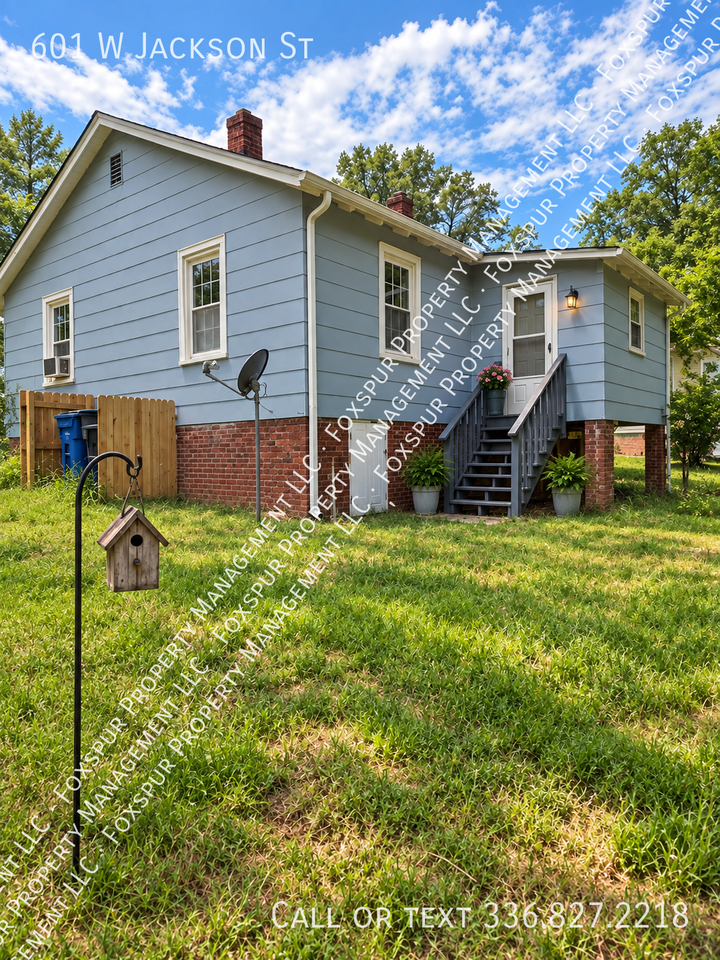 601 W Jackson St - Photo 2 of 20