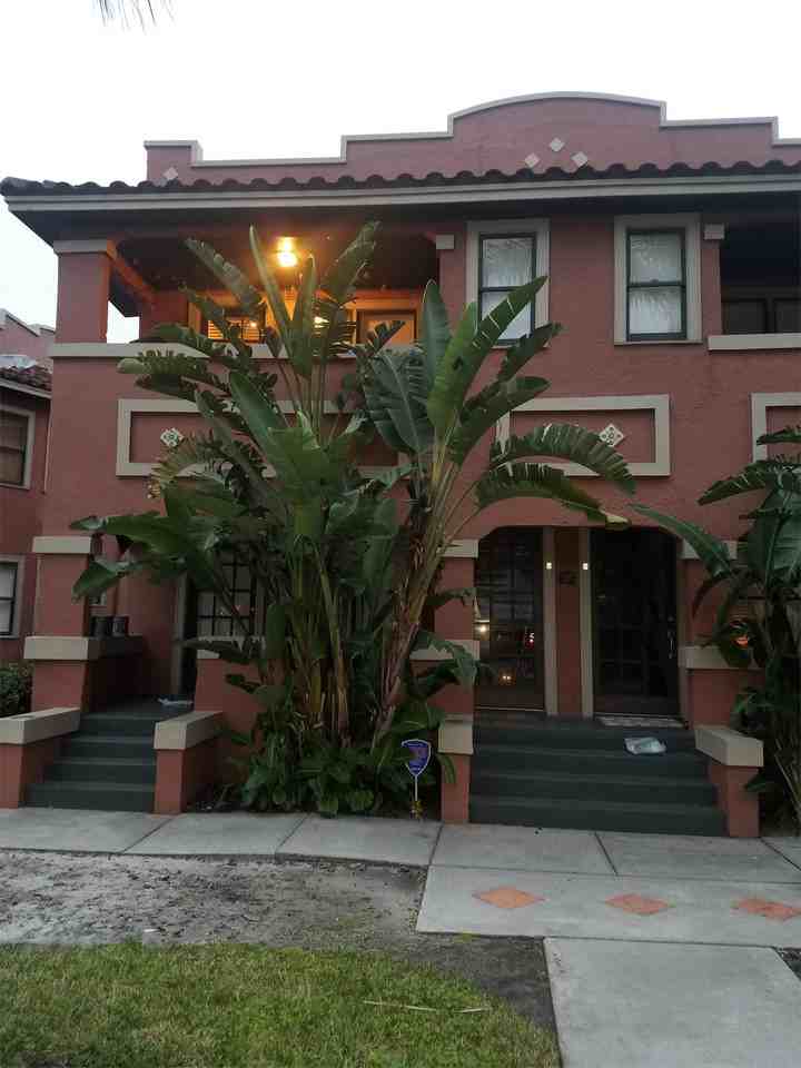415 E Livingston St #G - Photo 2 of 32