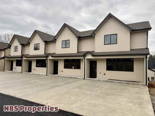 106 Emerson Way #106