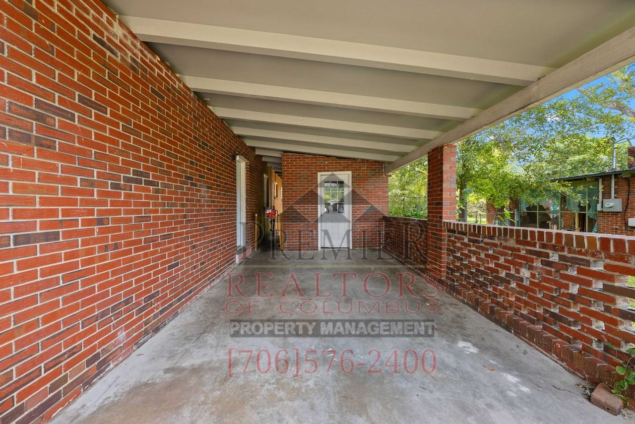 2468 Walker St #1 - Photo 4 of 50