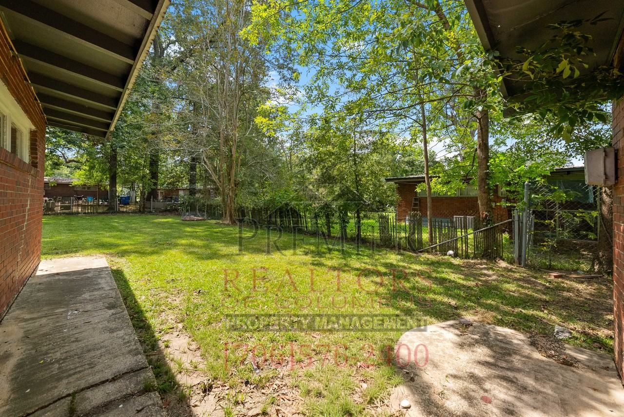 2468 Walker St #1 - Photo 6 of 50
