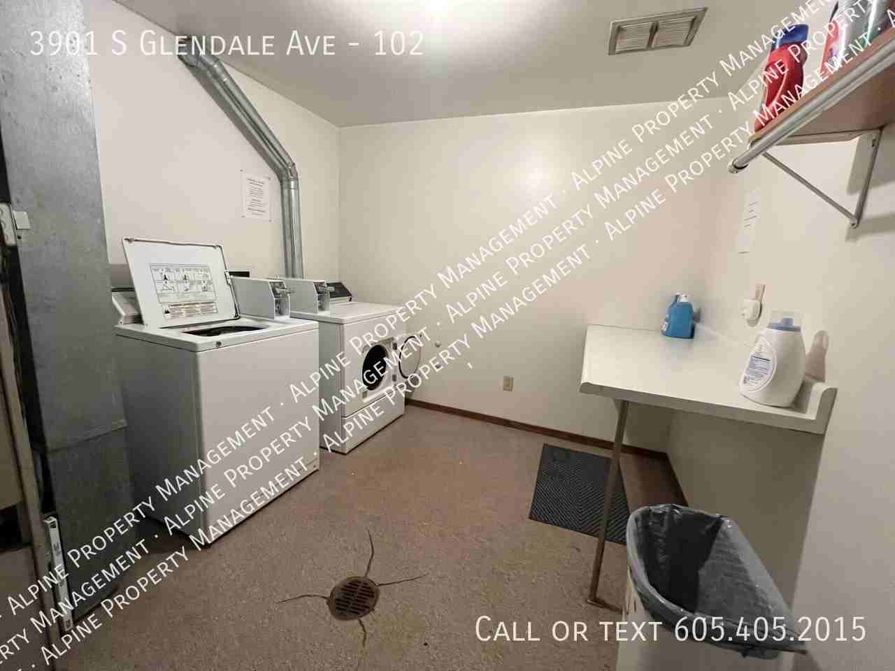 3901 S Glendale Ave #102 - Photo 4 of 19