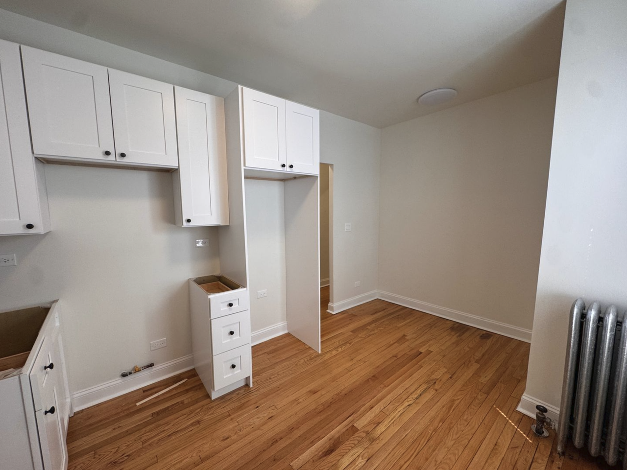 6424 N Greenview Ave #3 - Photo 7 of 19