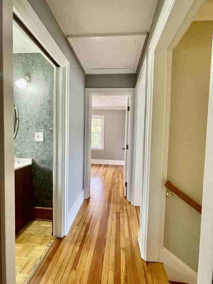 145 11th Ave Ne #NA - Photo 6 of 25