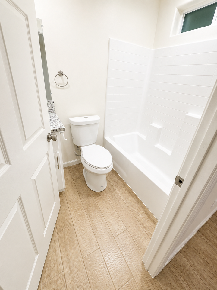 713 Wistaria St #D - Photo 7 of 7