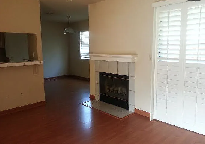 117 Brogan Ct #117 - Photo 2 of 11