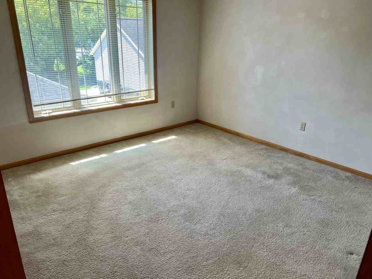 630 W Blackhawk Dr #7 - Photo 2 of 6